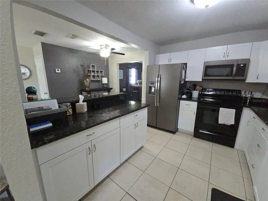 1411 29th Street W Bradenton FL 34205