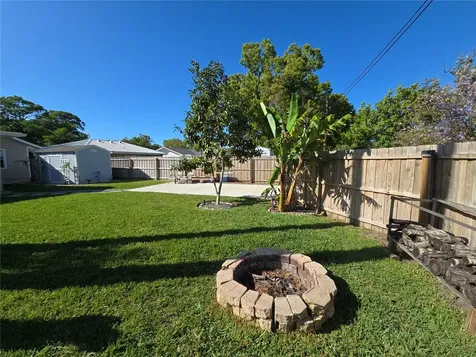 1411 29th Street W Bradenton FL 34205