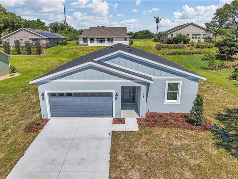 78 Fairway Circle Umatilla FL 32784