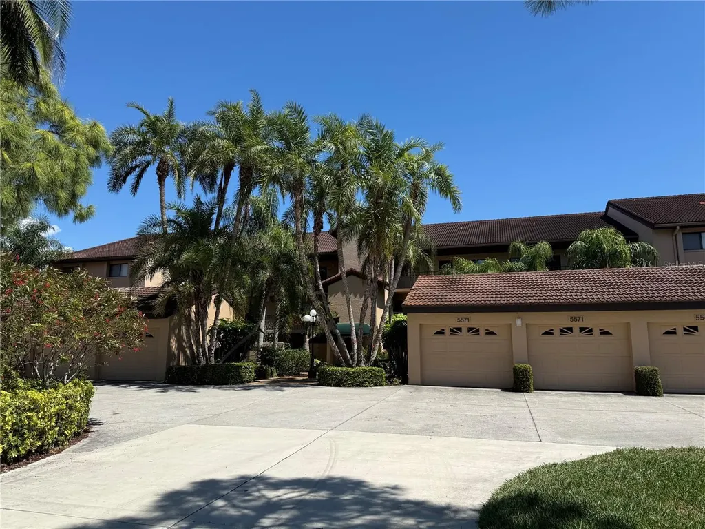 5547 Ashton Lake Drive Sarasota FL 34231