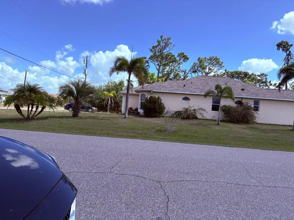 196 Linda Lee Drive Rotonda West FL 33947