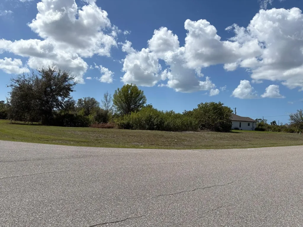 196 Linda Lee Drive Rotonda West FL 33947