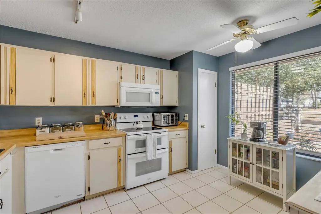 49 Crooked Pine Road Port Orange FL 32128