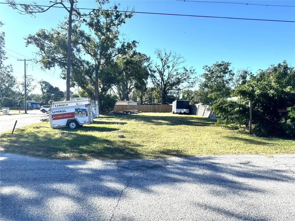 12320 Four Oaks Road Tampa FL 33624