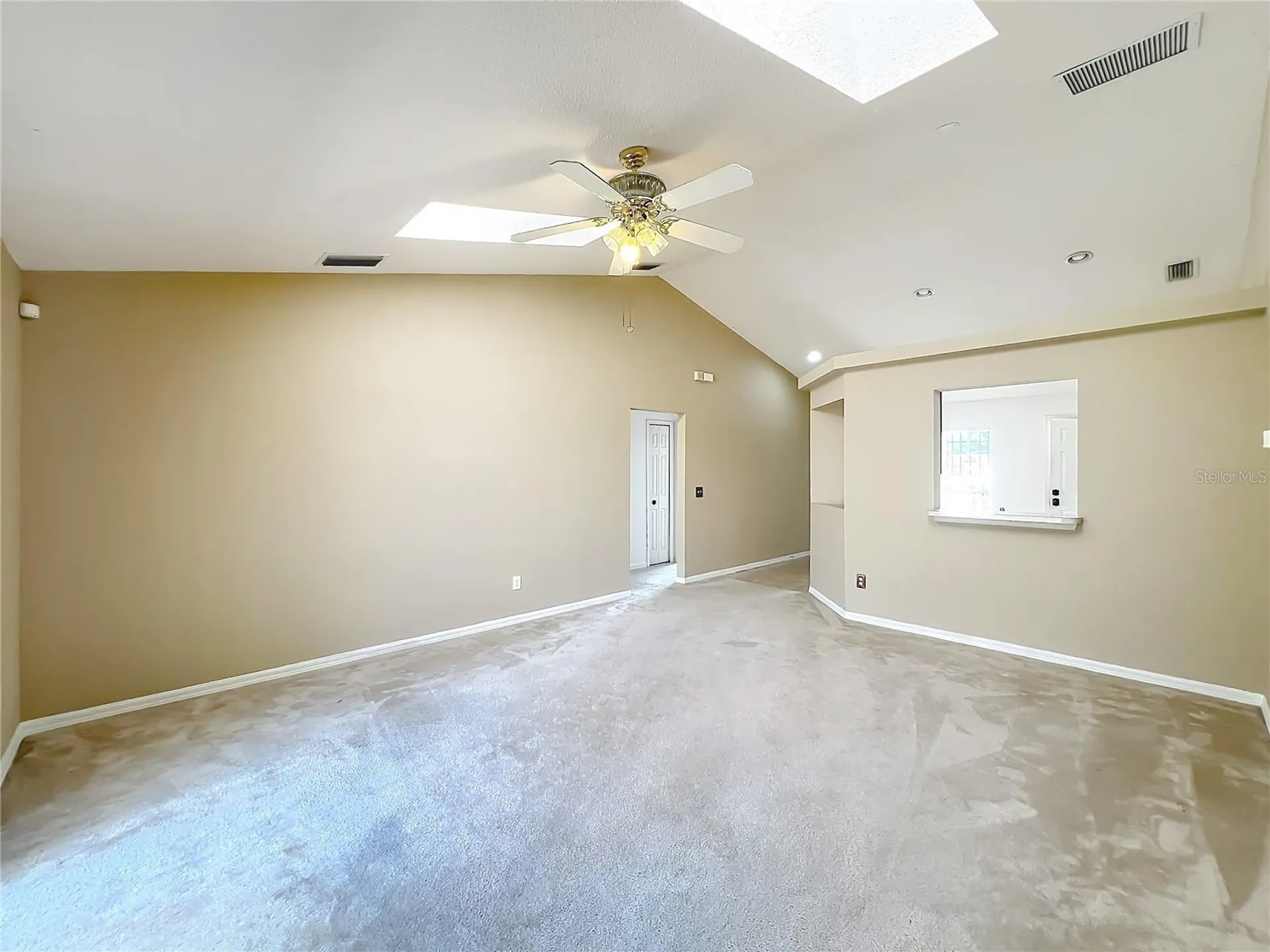 5065 Foxcroft Court Orlando FL 32808
