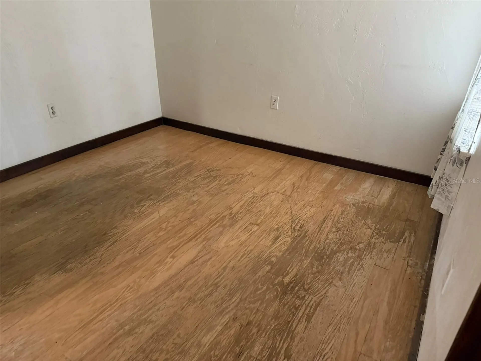516 Orange Drive Altamonte Springs FL 32701