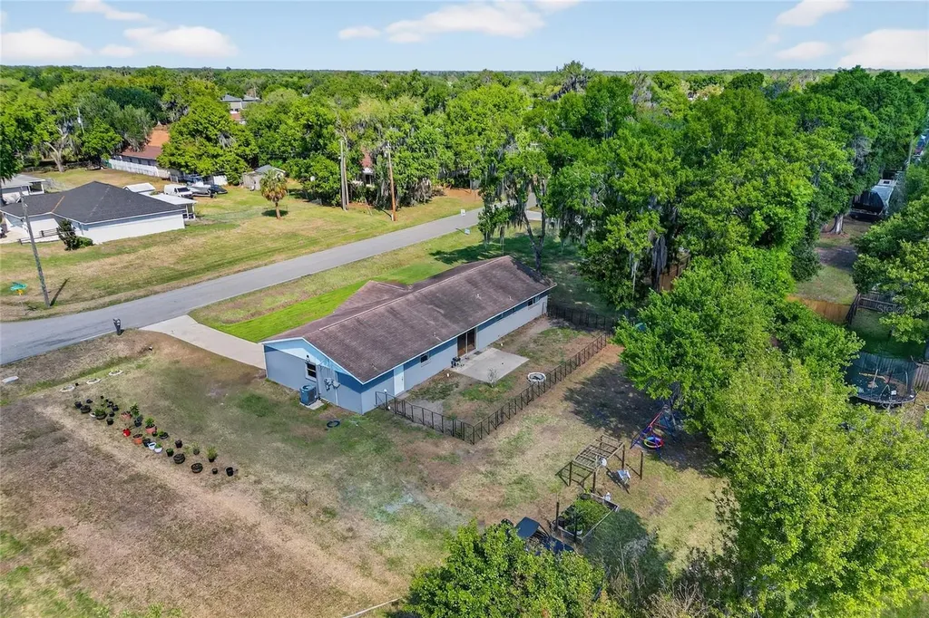 5505 Pheasant Drive Mulberry FL 33860