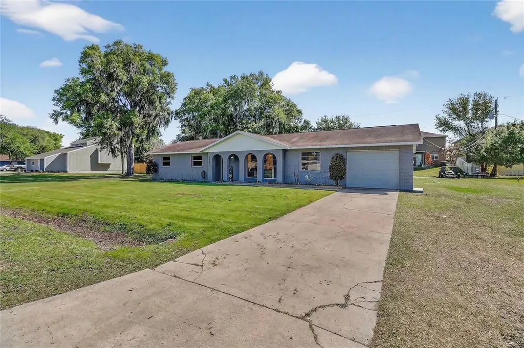 5505 Pheasant Drive Mulberry FL 33860