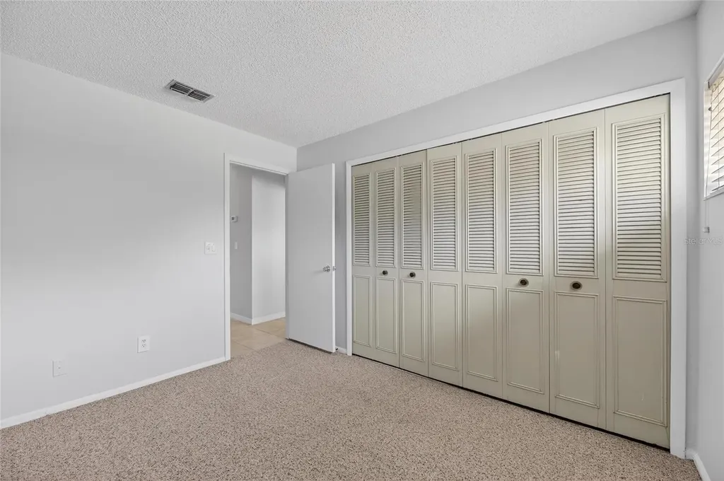 1879 Lichen Lane Clearwater FL 33760