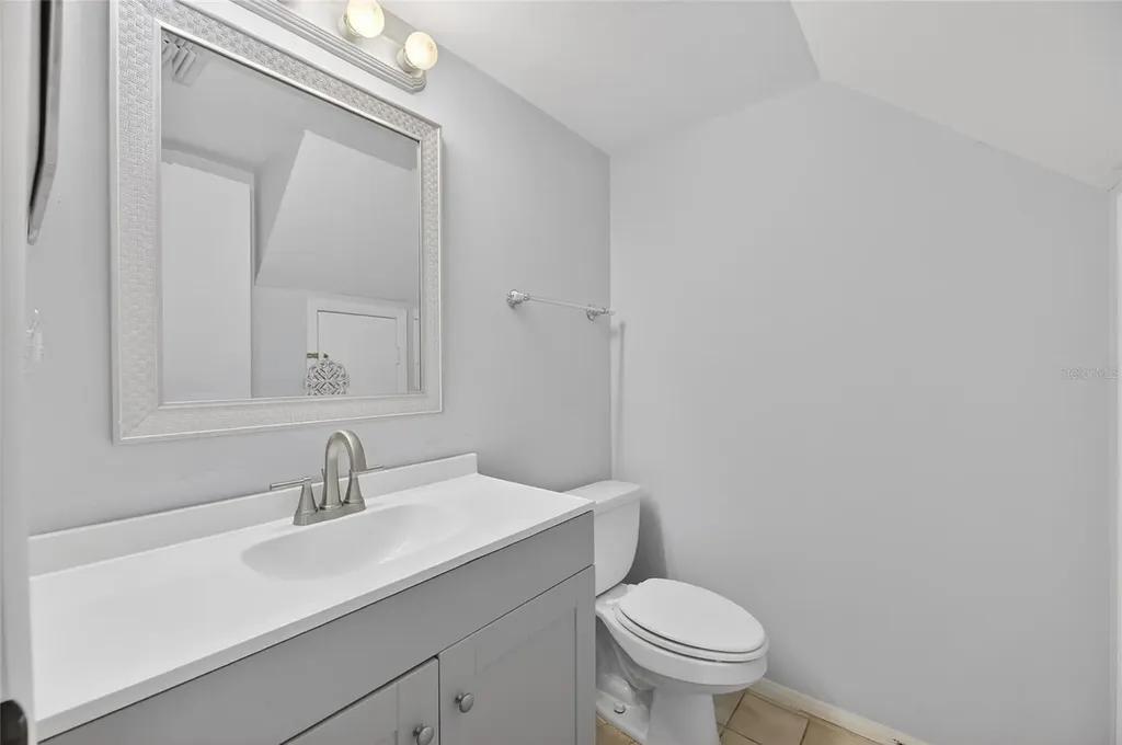 1879 Lichen Lane Clearwater FL 33760