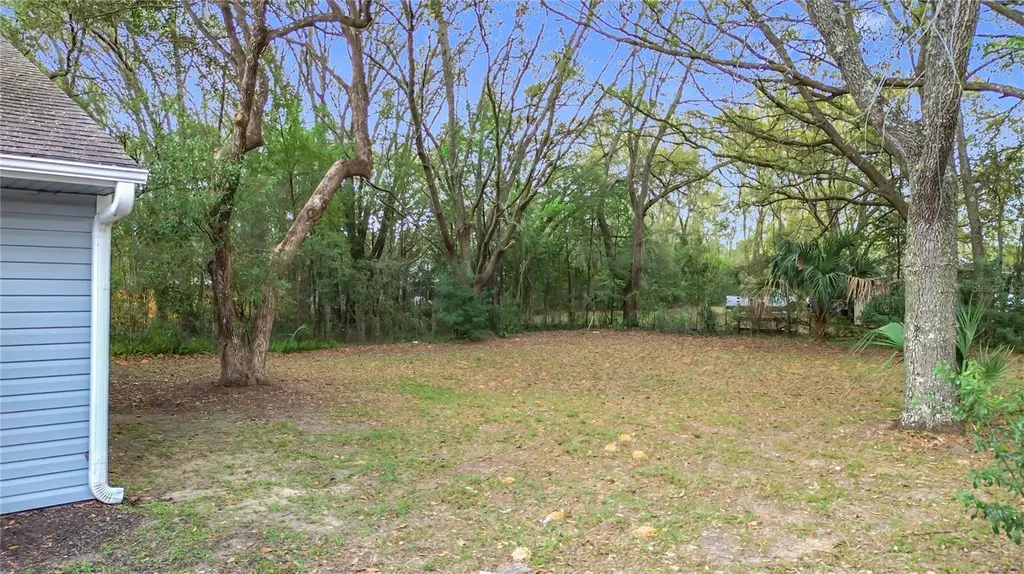 20174 SW Rainbow Lakes Boulevard Dunnellon FL 34431