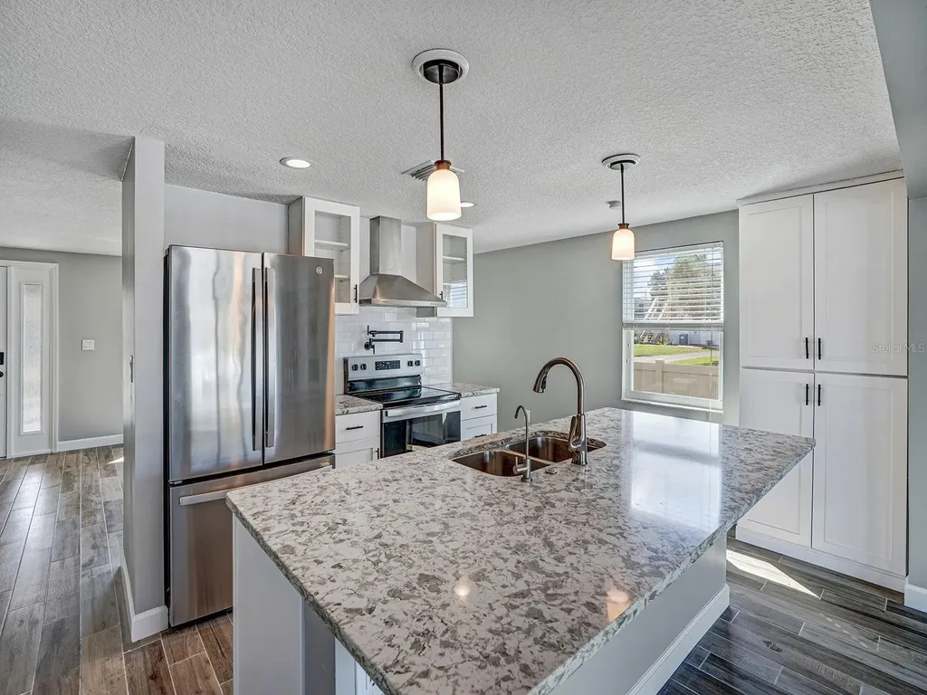 13727 Coco Hudson FL 34667