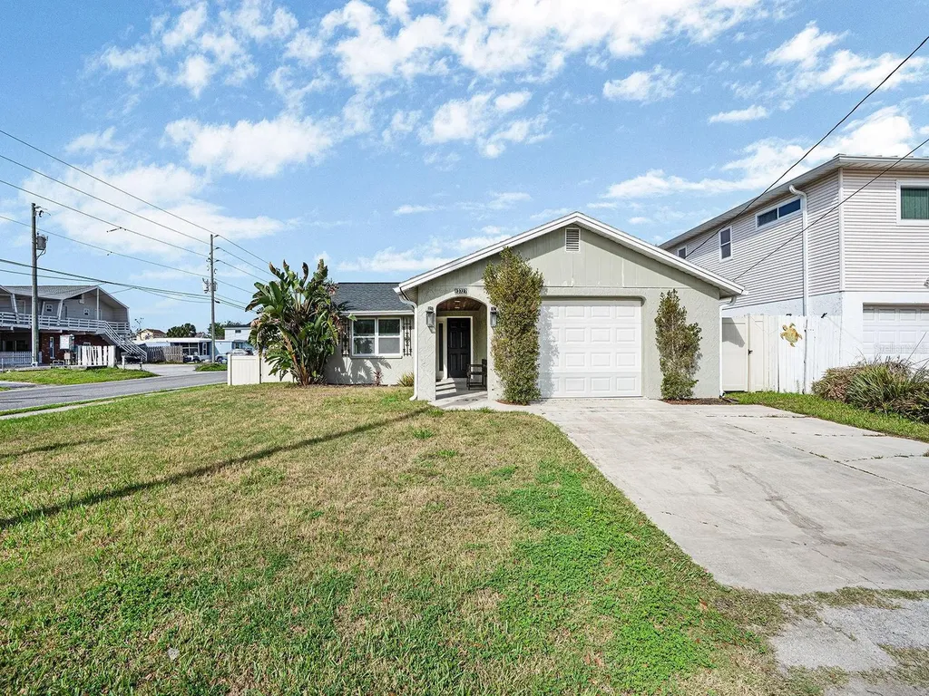13727 Coco Hudson FL 34667
