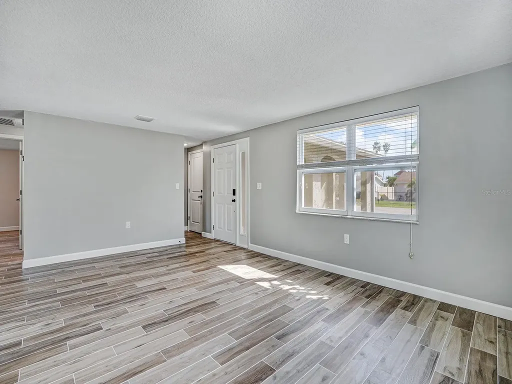 13727 Coco Hudson FL 34667