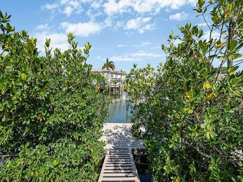 13727 Coco Hudson FL 34667
