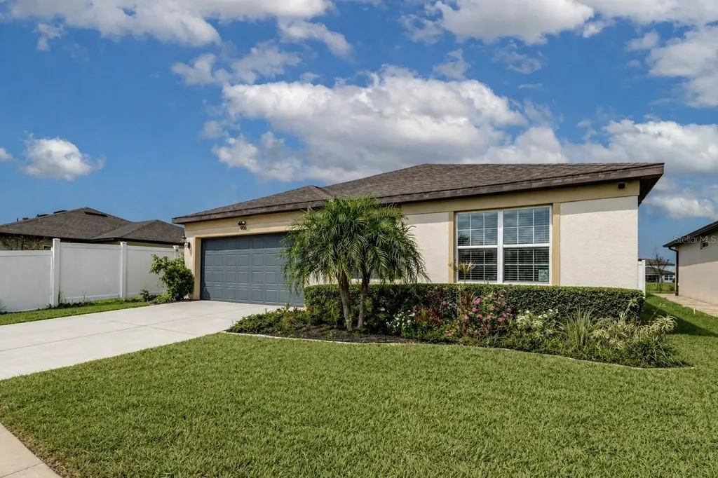 906 Swaying Sawgrass Avenue Ruskin FL 33570