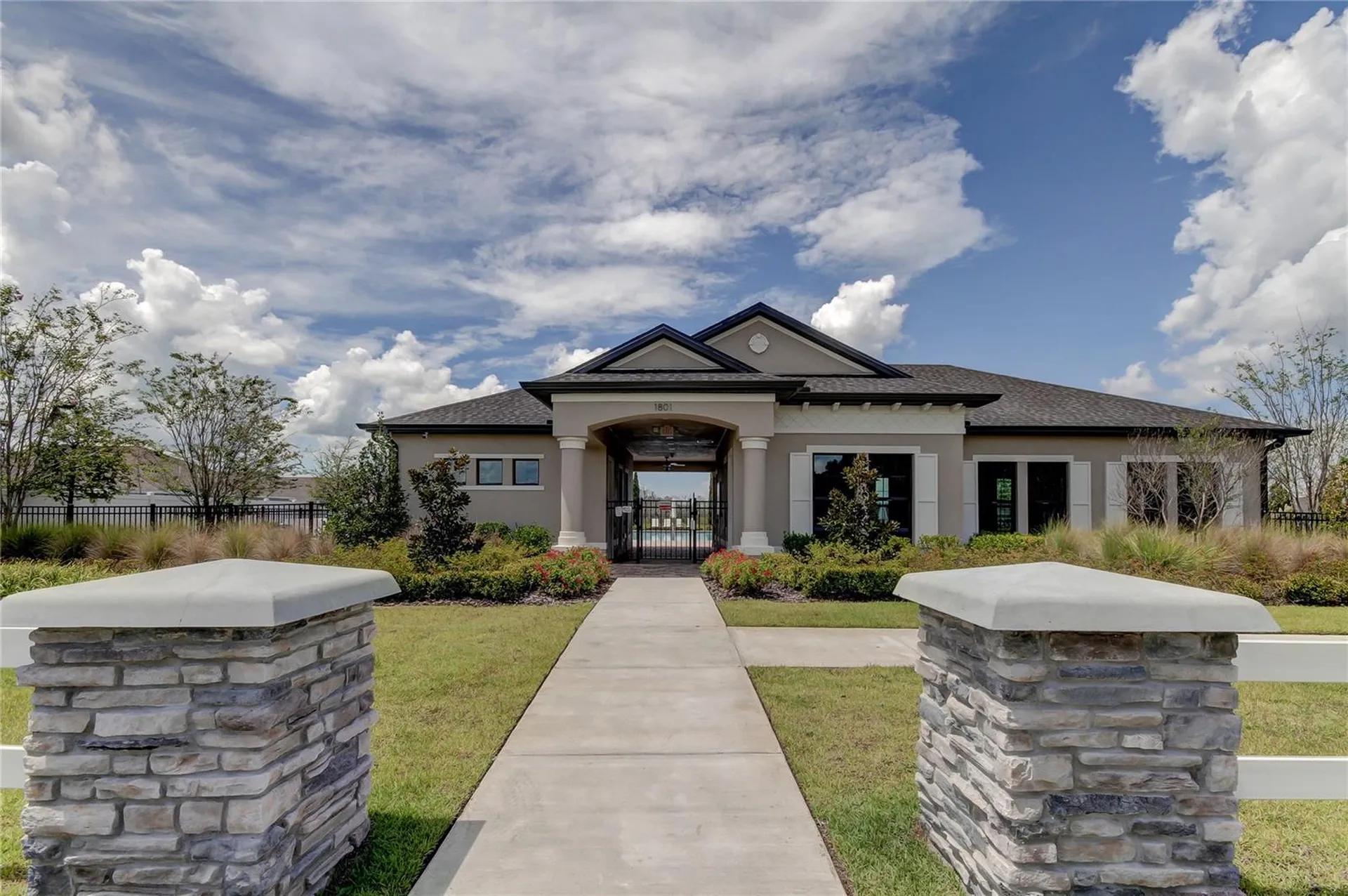 906 Swaying Sawgrass Avenue Ruskin FL 33570
