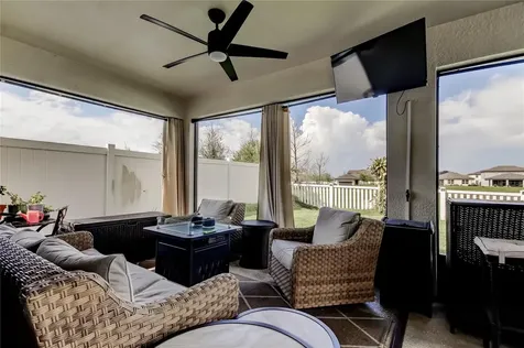 906 Swaying Sawgrass Avenue Ruskin FL 33570