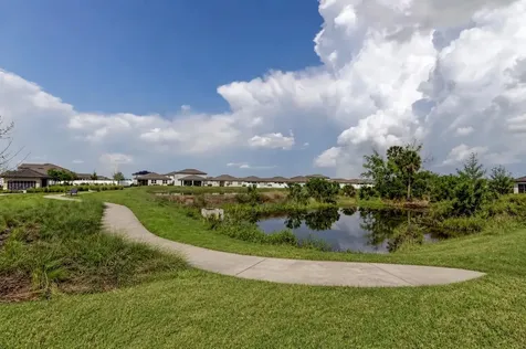 906 Swaying Sawgrass Avenue Ruskin FL 33570