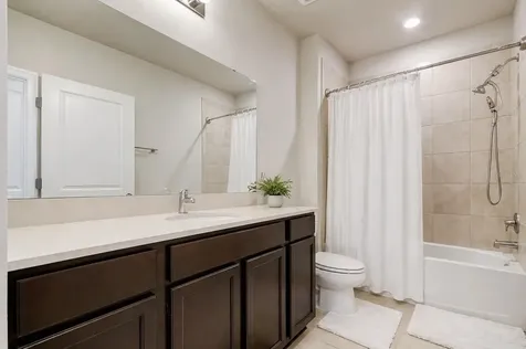 906 Swaying Sawgrass Avenue Ruskin FL 33570