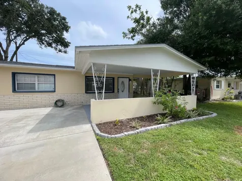 5501 96th Avenue N Pinellas Park FL 33782