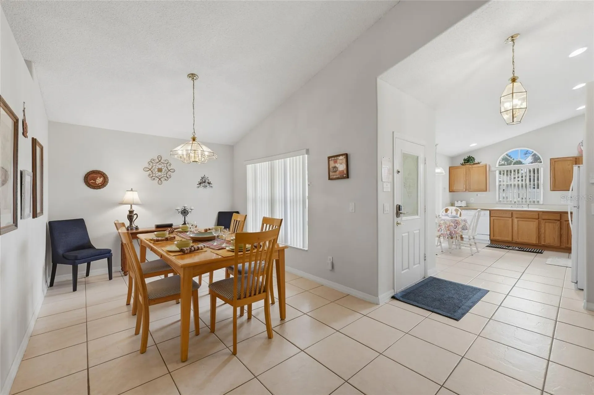 2555 Oneida Loop Kissimmee FL 34747