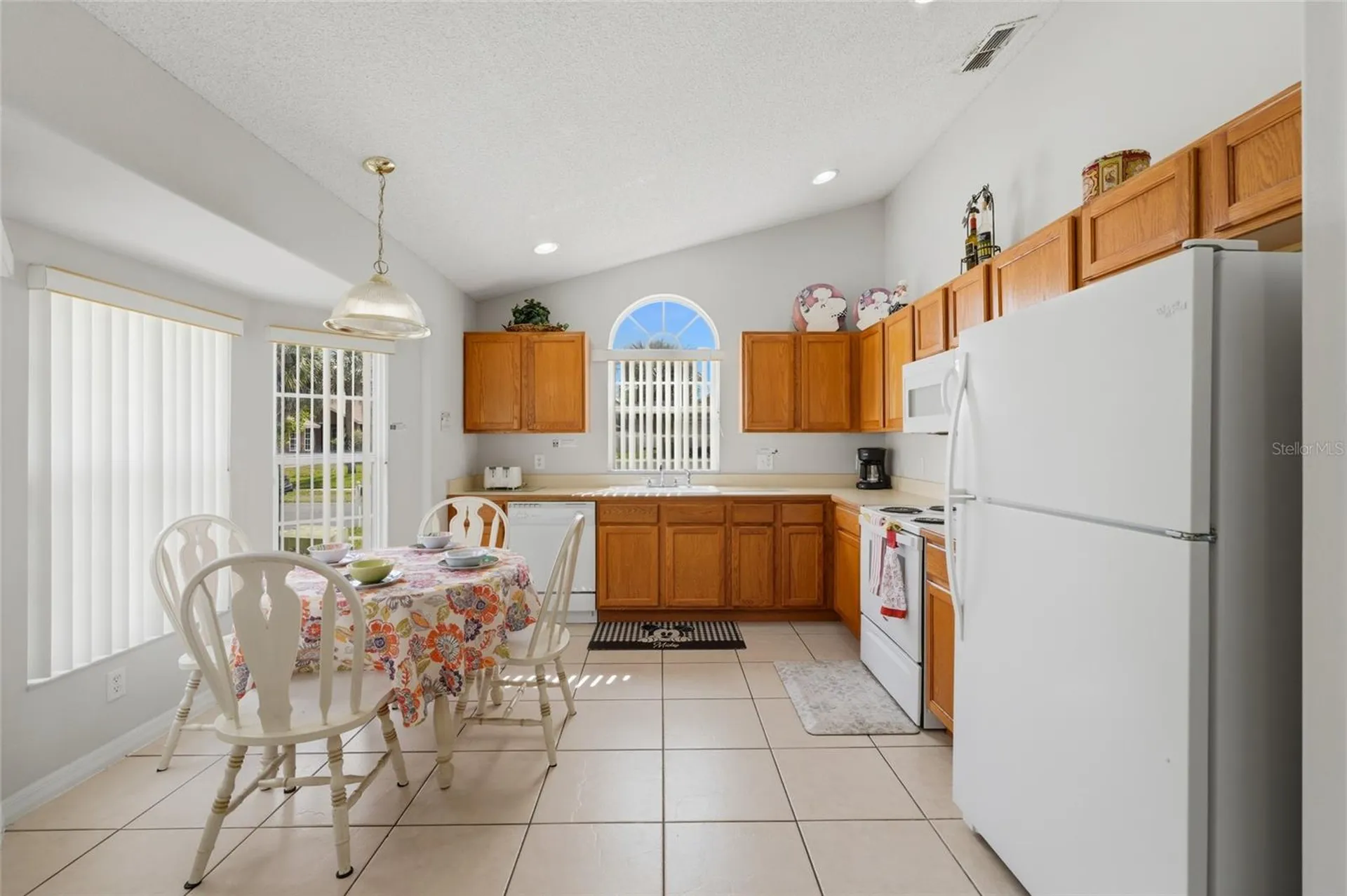 2555 Oneida Loop Kissimmee FL 34747