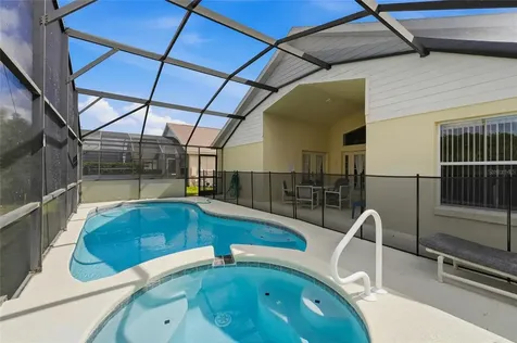 2555 Oneida Loop Kissimmee FL 34747