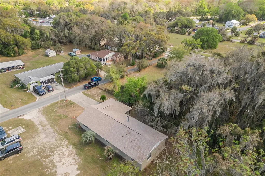 109 N Faulkner Avenue Leesburg FL 34748