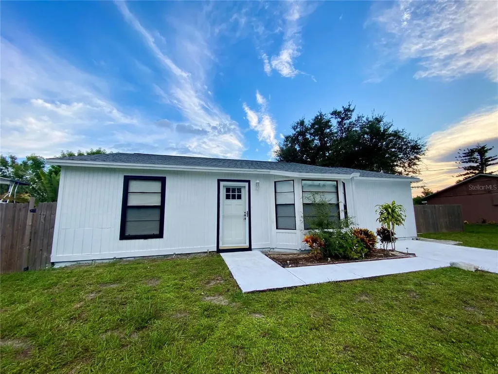 7113 Regina Drive Englewood FL 34224