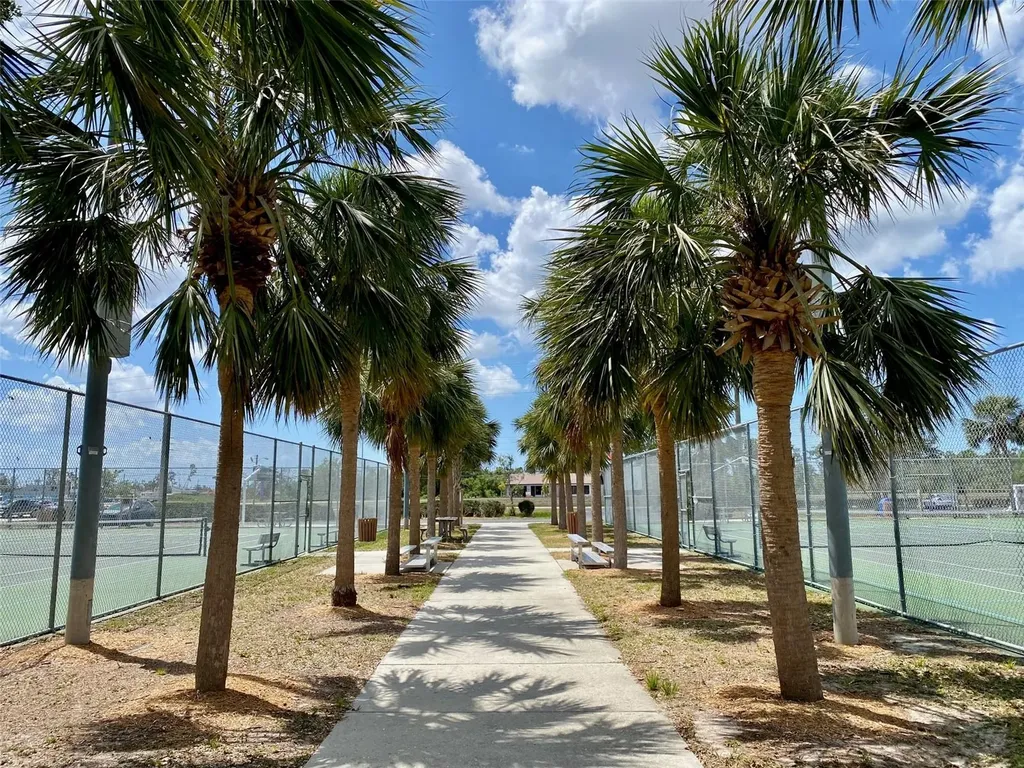 7113 Regina Drive Englewood FL 34224