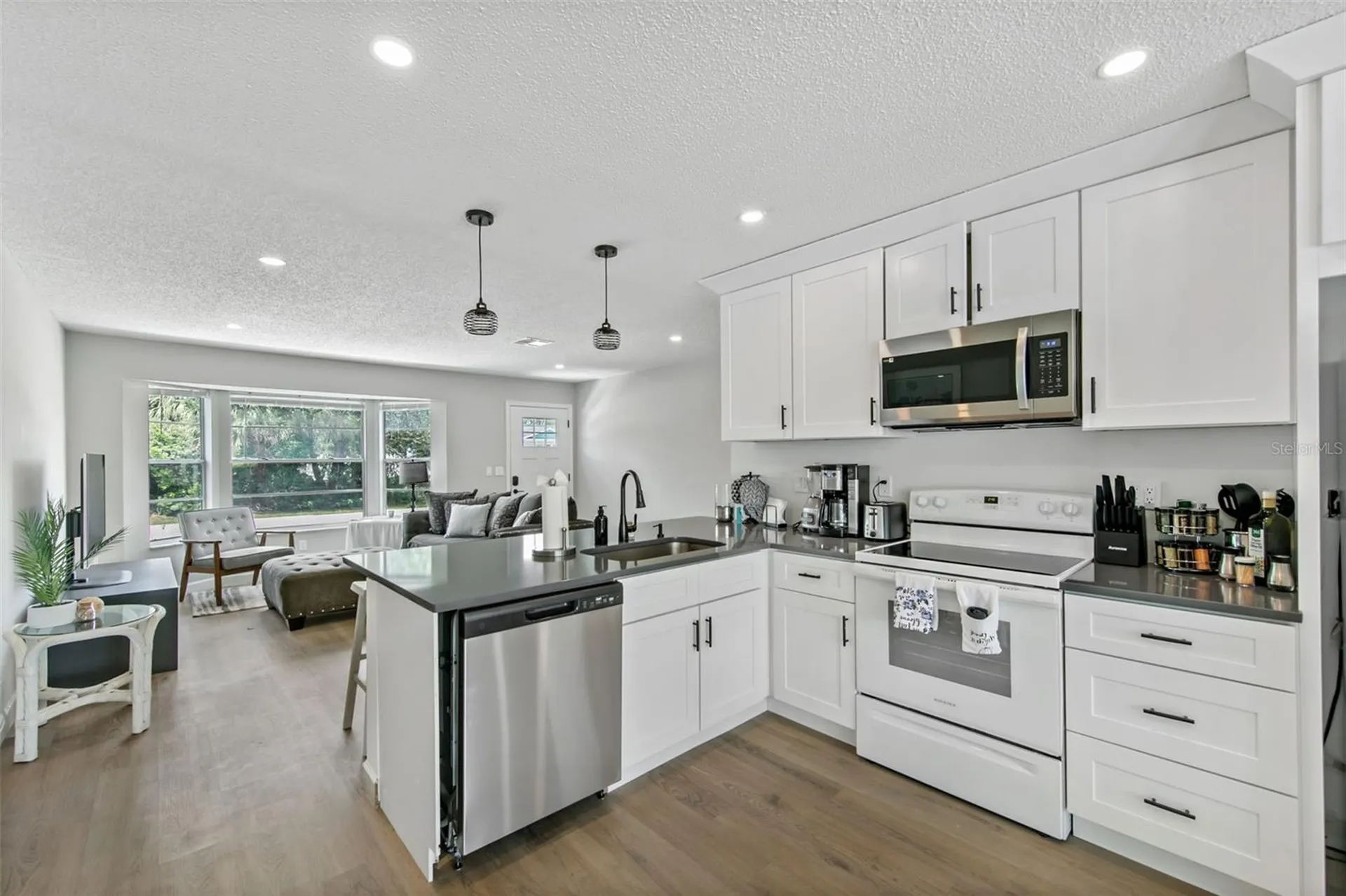 7113 Regina Drive Englewood FL 34224