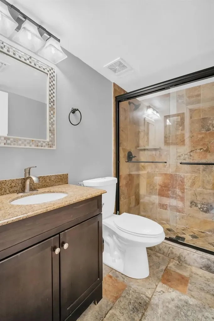 1400 Pine Glen Lane Tarpon Springs FL 34688