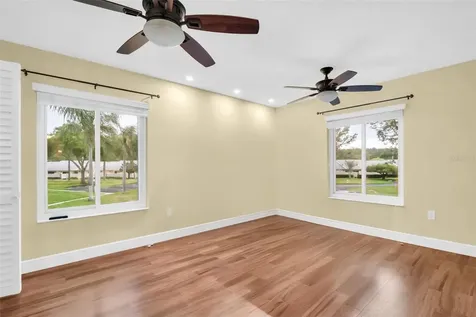 1400 Pine Glen Lane Tarpon Springs FL 34688