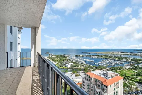 300 Beach Drive NE St Petersburg FL 33701