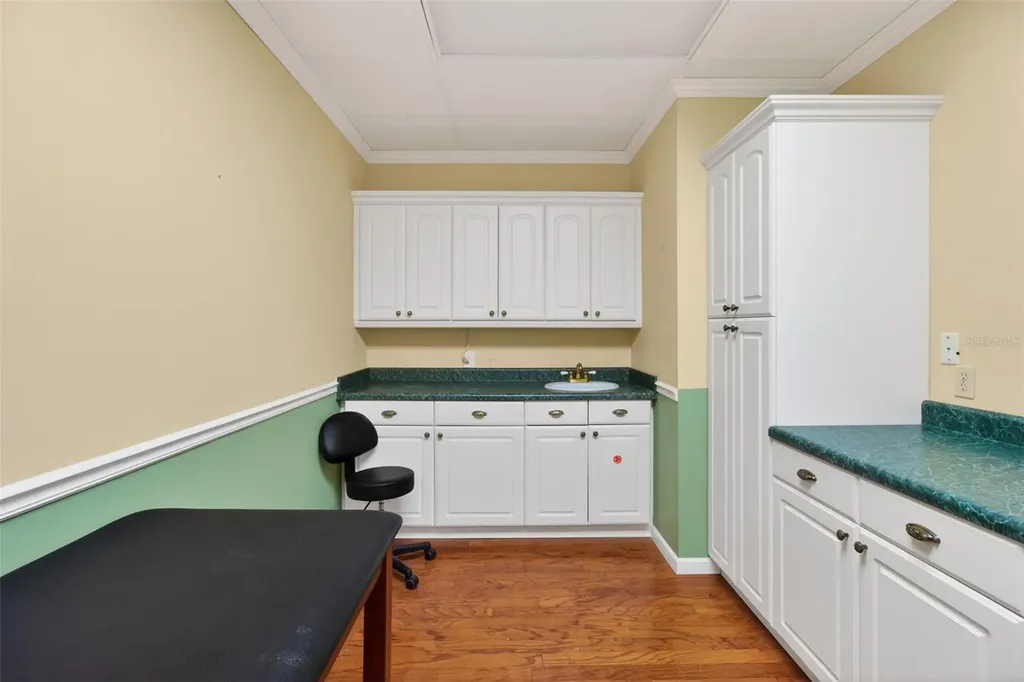 2039 Indian Rocks Road S Largo FL 33774