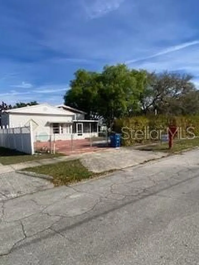 312 Milakee Avenue Sebring FL 33870