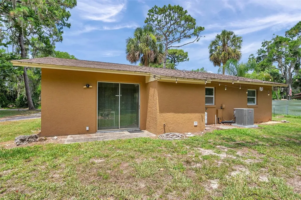 3371 N Bay Avenue Crystal River FL 34428