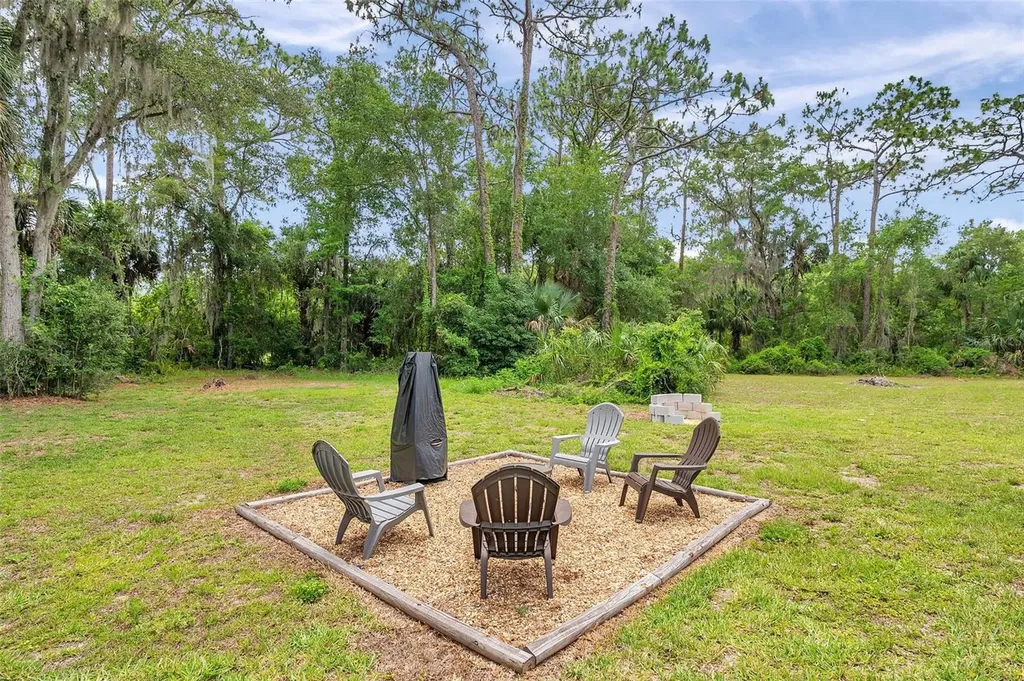 3371 N Bay Avenue Crystal River FL 34428