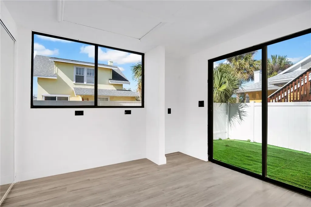 207 S Oleander Avenue Daytona Beach FL 32118