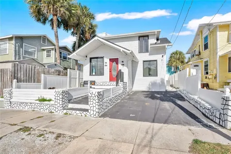 207 S Oleander Avenue Daytona Beach FL 32118
