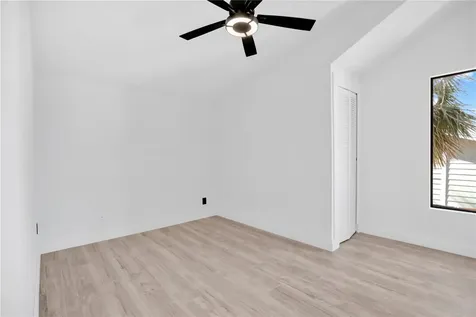 207 S Oleander Avenue Daytona Beach FL 32118