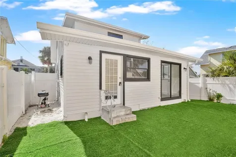 207 S Oleander Avenue Daytona Beach FL 32118