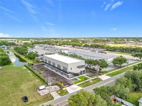 705 Hennis Road Winter Garden FL 34787