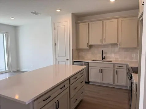 7614 Deer Valley Circle Tampa FL 33635