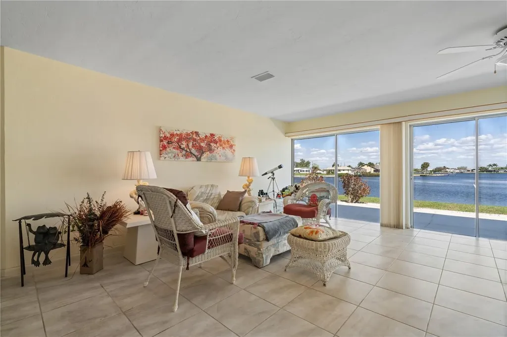 109 W Tarpon Boulevard NW Port Charlotte FL 33952