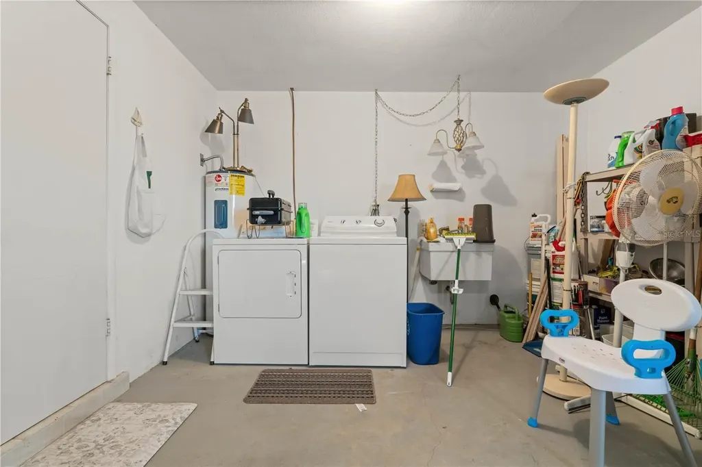 109 W Tarpon Boulevard NW Port Charlotte FL 33952