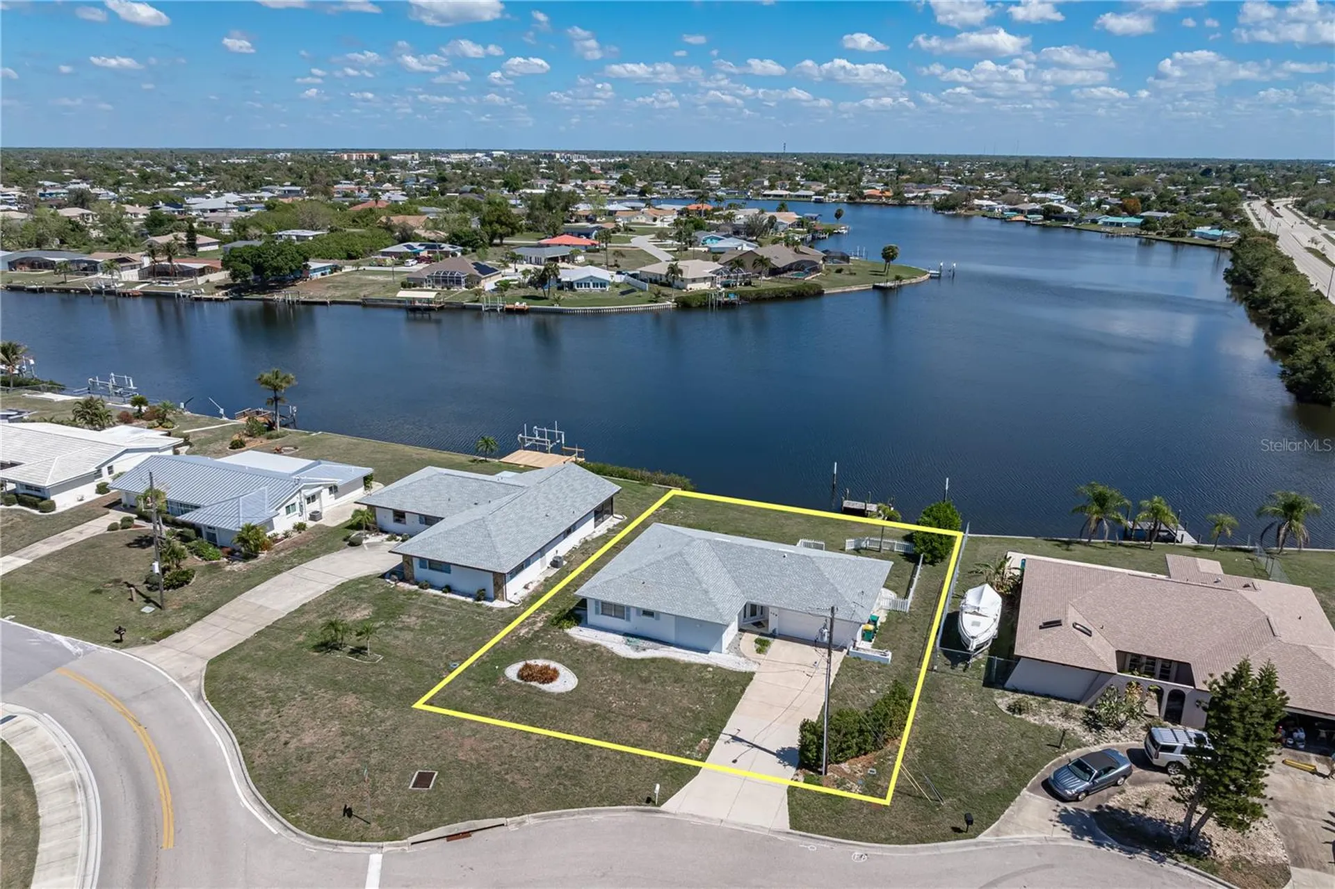 109 W Tarpon Boulevard NW Port Charlotte FL 33952