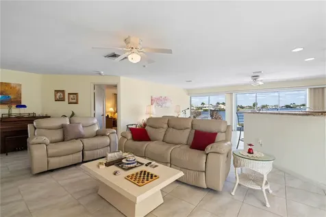 109 W Tarpon Boulevard NW Port Charlotte FL 33952