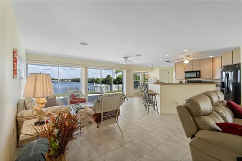 109 W Tarpon Boulevard NW Port Charlotte FL 33952